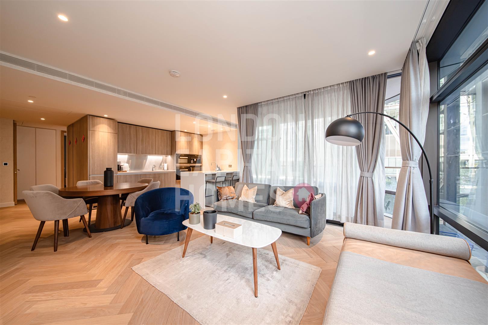 2 bed property in 2 Principal Place, London